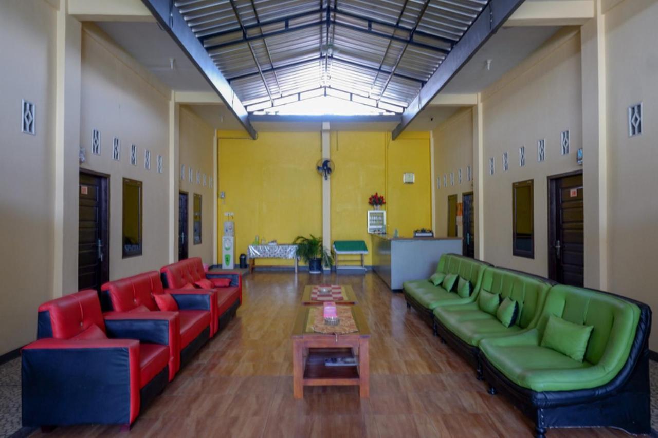 Reddoorz Near Universitas Cokroaminoto Palopo Exterior photo